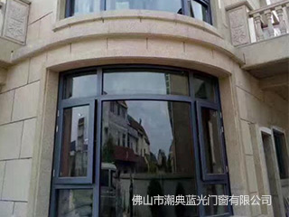 佛山市潮典藍(lán)光門窗有限公司,佛山藍(lán)光門窗,平開門窗,推拉門窗,重型推拉門,高端門窗